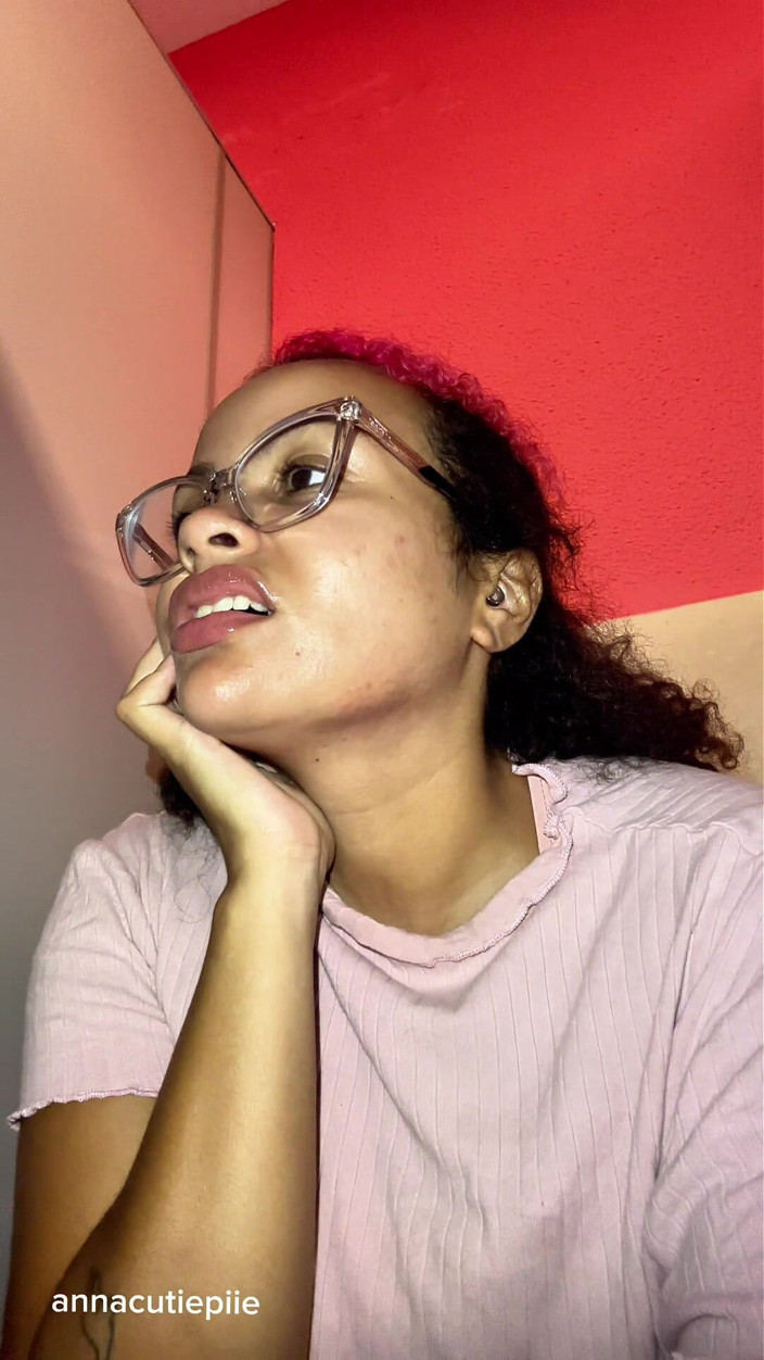 Cutiepiie Chubby: Public Bathroom Gassy Girl Tries to Hold It but Farts...