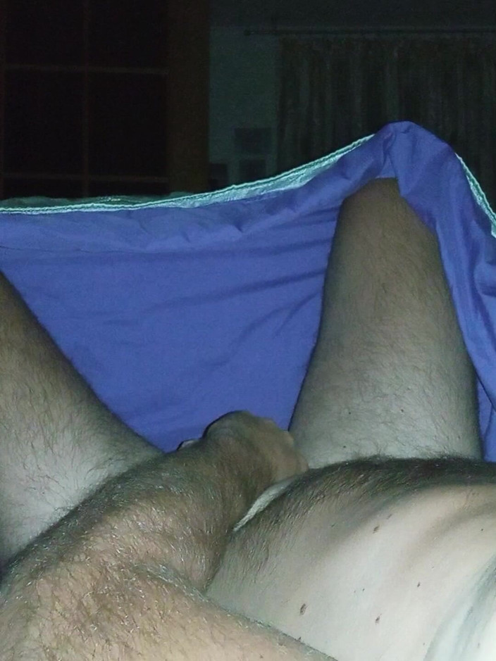 White Ukrainian Dick: I Extract Thick Sperm From My Penis for Cream