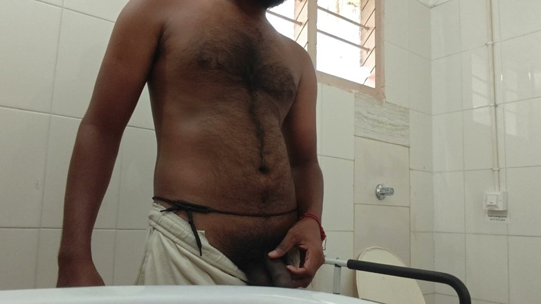 KUMBHA MANOJ KUMAR: Xhard - Minuman kencing di kampung pemburu