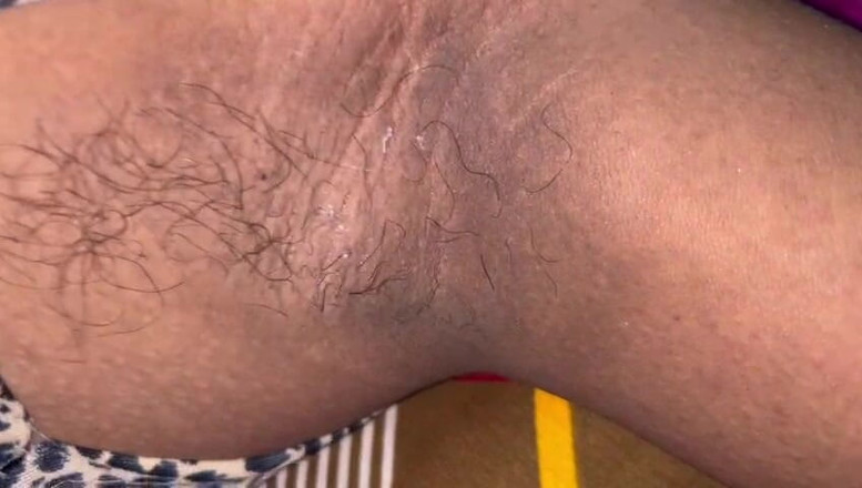 Desi Bhabhi 01: Indisk tjej första gången stora bröstvårtor suger