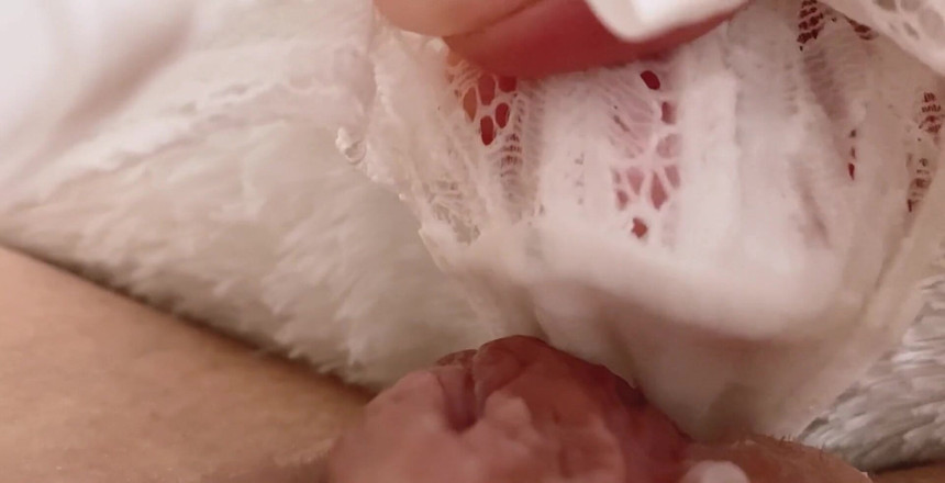 Quinn Pie: こんにちはシュガー!私のクリーミーな甘いパンティーを気に入ってくれることを願っています