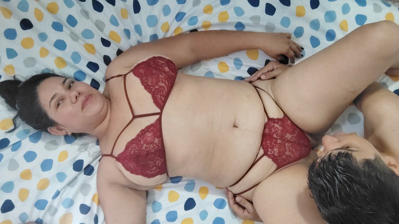 Valkyrieandluigy: 内衣妻子