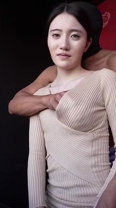 Heat STORAGE: 身長170cmのモデル級美女。どこへ行っても人々の視線を釘付けにする、息を呑むほど美しい女性との、滅多にないプライベートな出会い。
