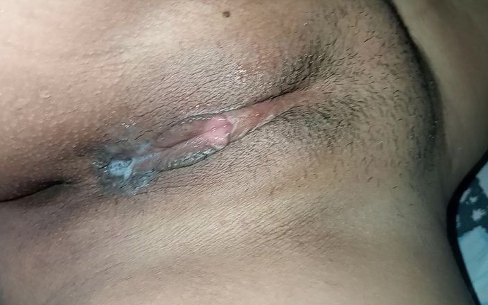 The sexy bride: 在性爱中发起的女孩像女神一样骑乘大鸡巴并操她的后入式重口味