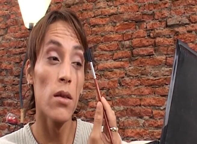 Boys in Disguise: Chơi solo gợi cảm trong bộ đồ lót gợi cảm