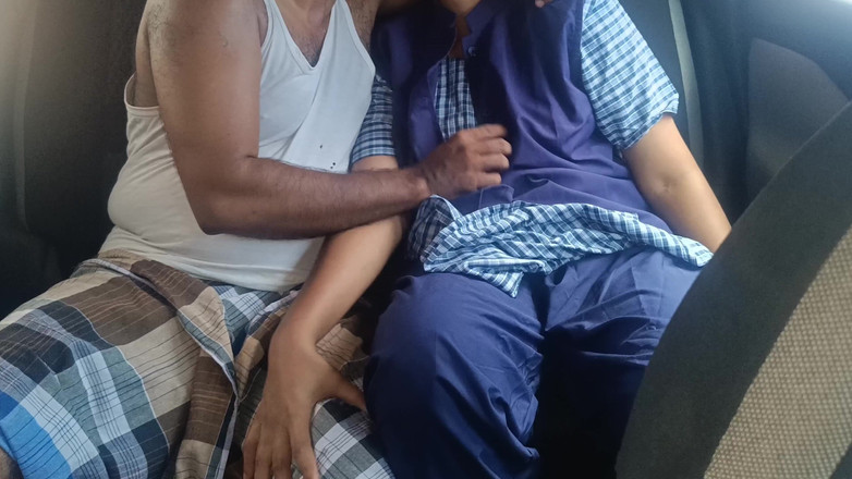 Palani69: 의붓아버지와 제복 차 차 섹스 2부