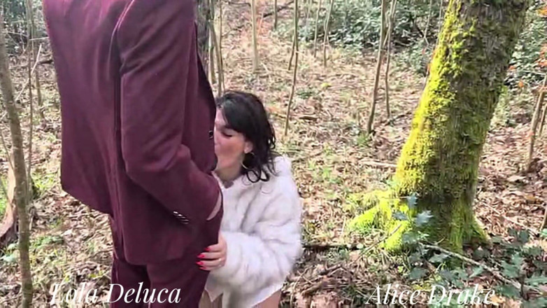 LolaDelucaoff: Sex in the Forest with Drake