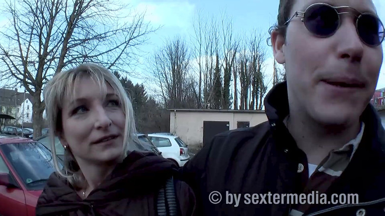 Sextermedia by Pete: คุณแม่บ้านผมบลอนด์หีพร้อมให้เย็ด