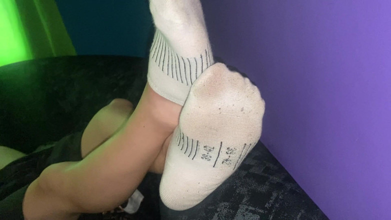 Mr Feet Colombia: 너는 내 아래에 있어, 네가 있어야 할 곳, 내 발치에 있어.