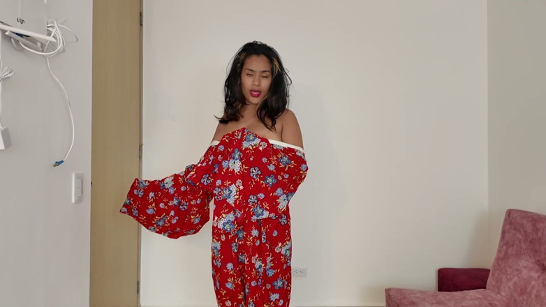 Mhara Hills: Sexy Geisha Does Striptease