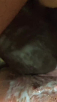 Crot dan ngentot memek putihku sampai aku crot, dientot habis-habisan sampai crot di dalam