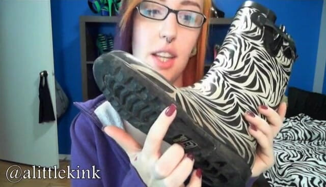Miss Faith Rae: Lick my rainboots