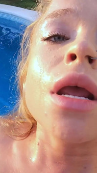 Flexible Bikini Girl Fucked at the Pool