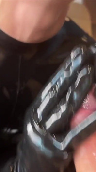 Pov găng tay cao su handjob thổi kèn và làm tình