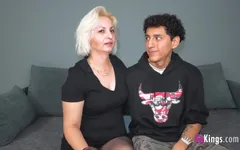 Divorced Mommy Lets Loose: Sweet Lolly Now Bangs Anything That Moves!