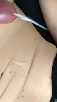 Mmm adoro ricevere sborra, quel calore che scorre sul mio corpo