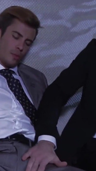 MENATPLAY - latino-brocken Dario beck anal von Maikel Cash gefickt