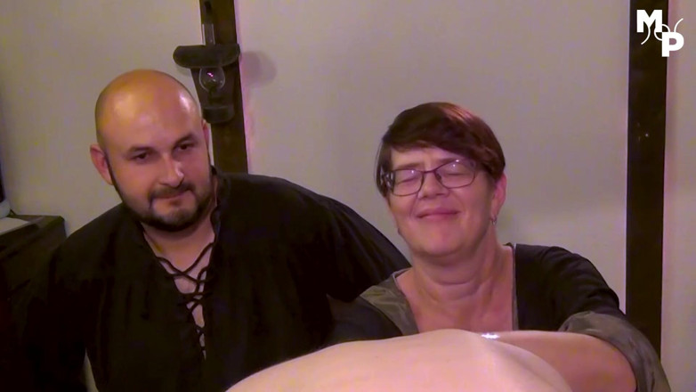 Schwester Sandra: Mistress Sandra and Marcus Pollack fisting their bi-slave
