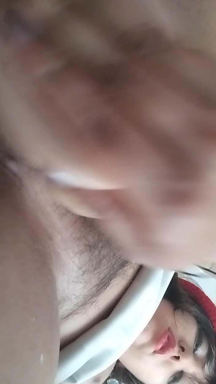 Nana Bela: Kurva moje kundička se zástrčkou na