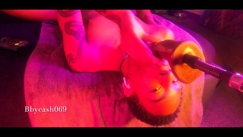 Bbycash 69: ディルド