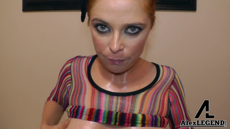Alex Legend: Penny Pax se fait huiler dans un résille et suce...