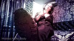 Goddess Misha Goldy: Lízej mi špinavé boty děvky a sperma