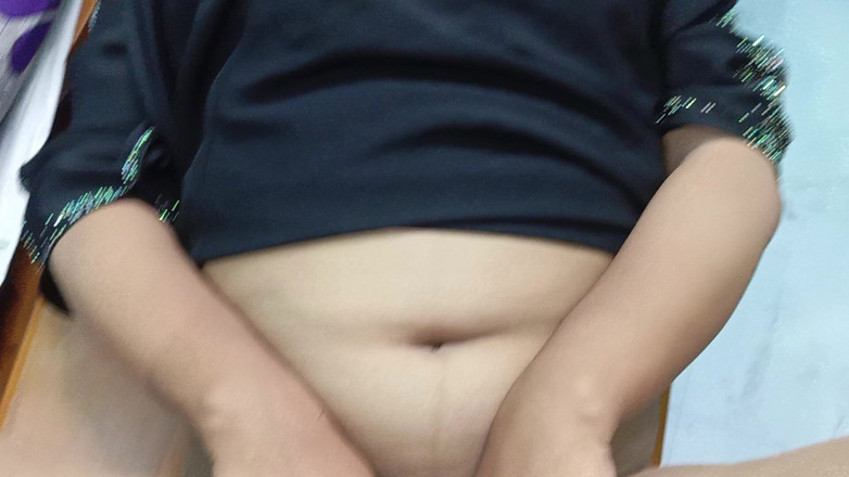 Sumahomesex: Cô vợ Hồi giáo đội khăn trùm đầu làm tình trong nhà