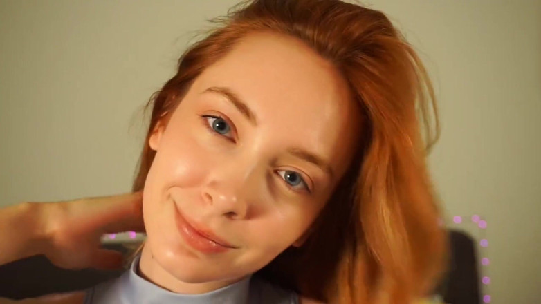 Loly Nebel Studio: Gesichtsfetisch und Riesin-anbetung