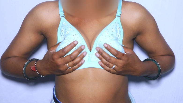 Beatricee: Indická přítelkyně udělala pro svého přítele nahé video