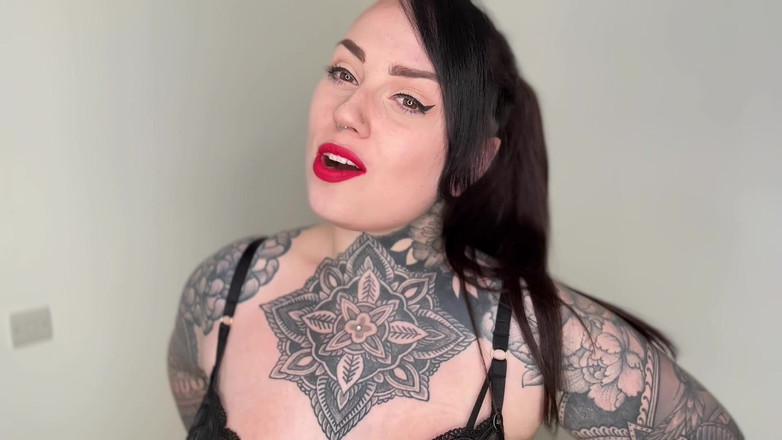 Miss Valentina: Станьте моїм секс-рабом