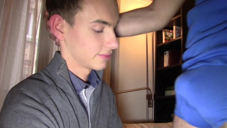 Gaybareback: O franțuzoaică minunată nevinovată folosită fără prezervativ de Tim Cosla