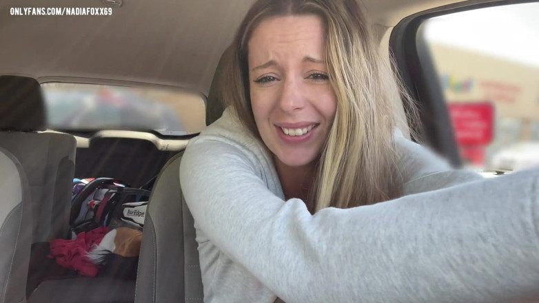 Nadia Foxx: Day in the Life of a Camgirl! Testing New Toys...