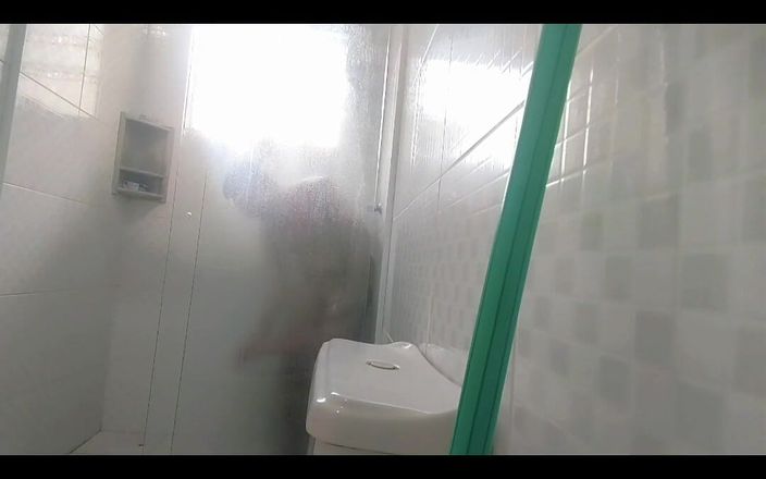 Marcosninfo: Jag visade min solbränna linje i duschen och blev nästan...