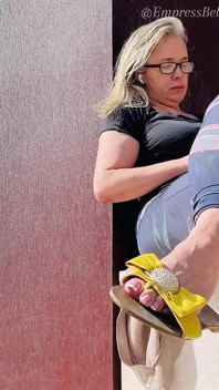 Shoeplay and Dangling From Empressbellasadica in Public