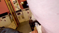 hiro_mayu_couple_jp: Mayu No69 受虐，戴着全头面罩、项圈和链条，与她美丽的外貌形成鲜明对比，接受过性爱训练