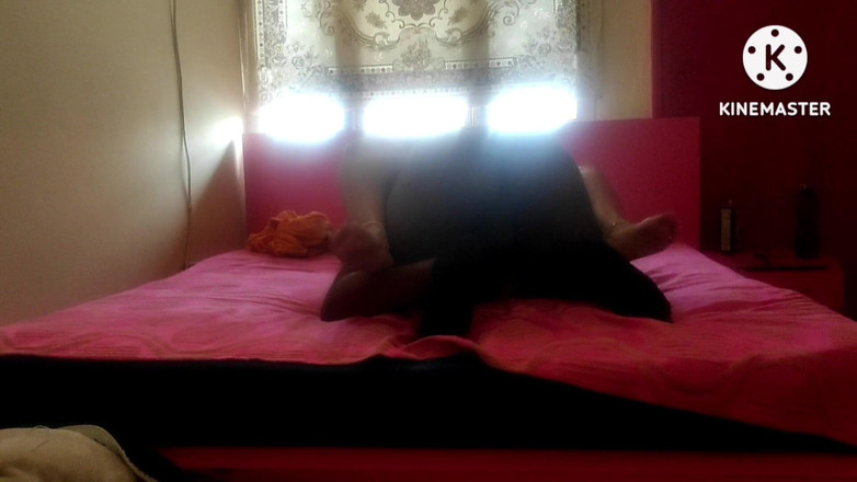 Ankita10000: Iubitul indiencei Bhabhi a venit acasă și a futut-o