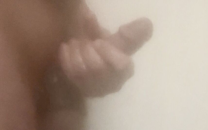 BeefyBearBator: Branlette torque sous la douche