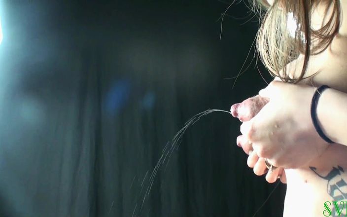 Pregnant amateurs: Neste vídeo eu tenho uma compilação de 2 senhoras lactando