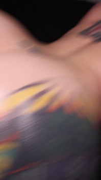 자지를 따먹는 마누라를 지켜보는 바람난 남편