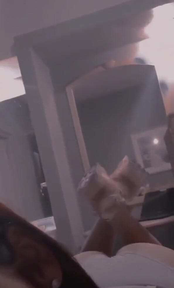 Taylor hot version: あなたはあなたが見るものが好きです