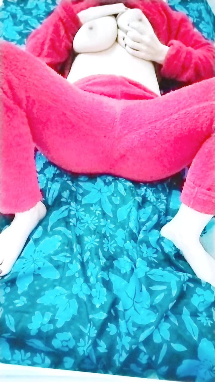 Arabian whore: बिस्तर में मस्ती करना