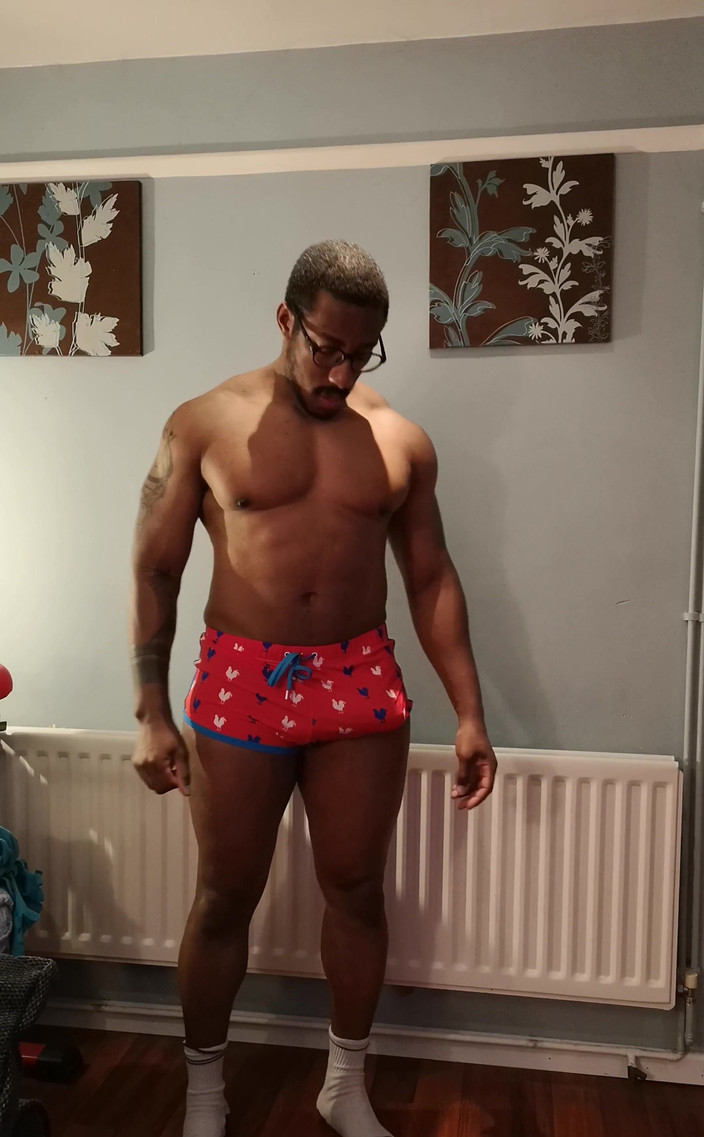 Amadeus: Liebe diese shorts. Amadeus Modus