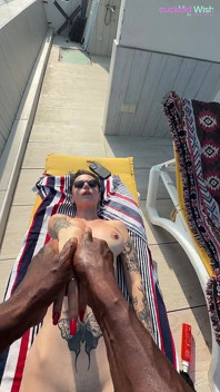 Nackte Massage für louvelucius
