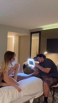 În culise - Bts de sex cu Melia Avelin și Mrflourish Scena 1