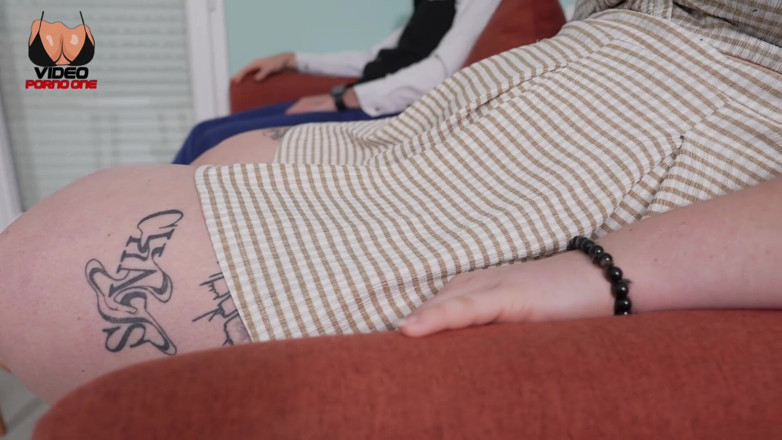Video Porno One: Ngực to, mông to cho con đĩ to thích đụ này!