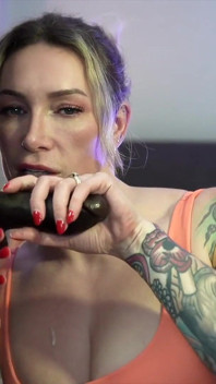 Ava Austen's Big Black Cock Worship in Front of Cuckold