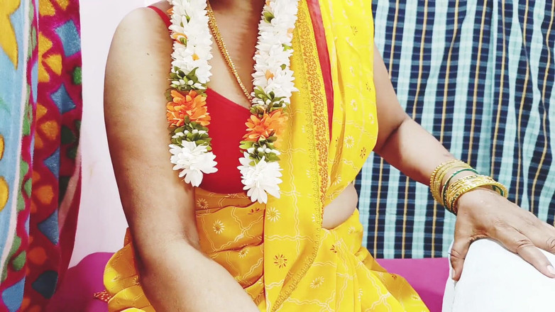 Telugu honey lips: Video đầy đủ, con riêng kế đụ mẹ kế, telugu dirt nói chuyện.