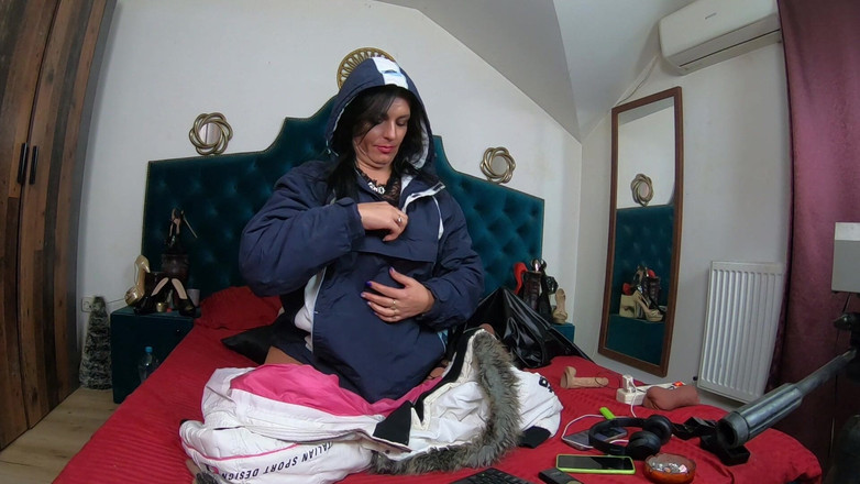 MilfyCalla: 法国脱下衣诱惑 - 柔软的恋物癖，性感的触摸和温柔的手淫 321