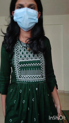 Desishycouple: Самотня дівчина Шивані дрочить сама. Частина 1