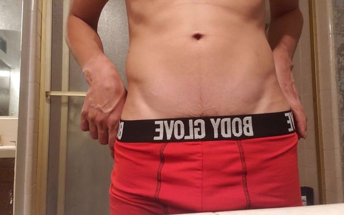 Z twink: Fit 6 Pack Body Before Showering